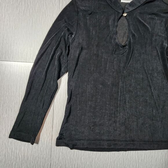 Chico’s Travelers Size 1 Black Collared Keyhole Top Slinkey - Picture 2 of 9